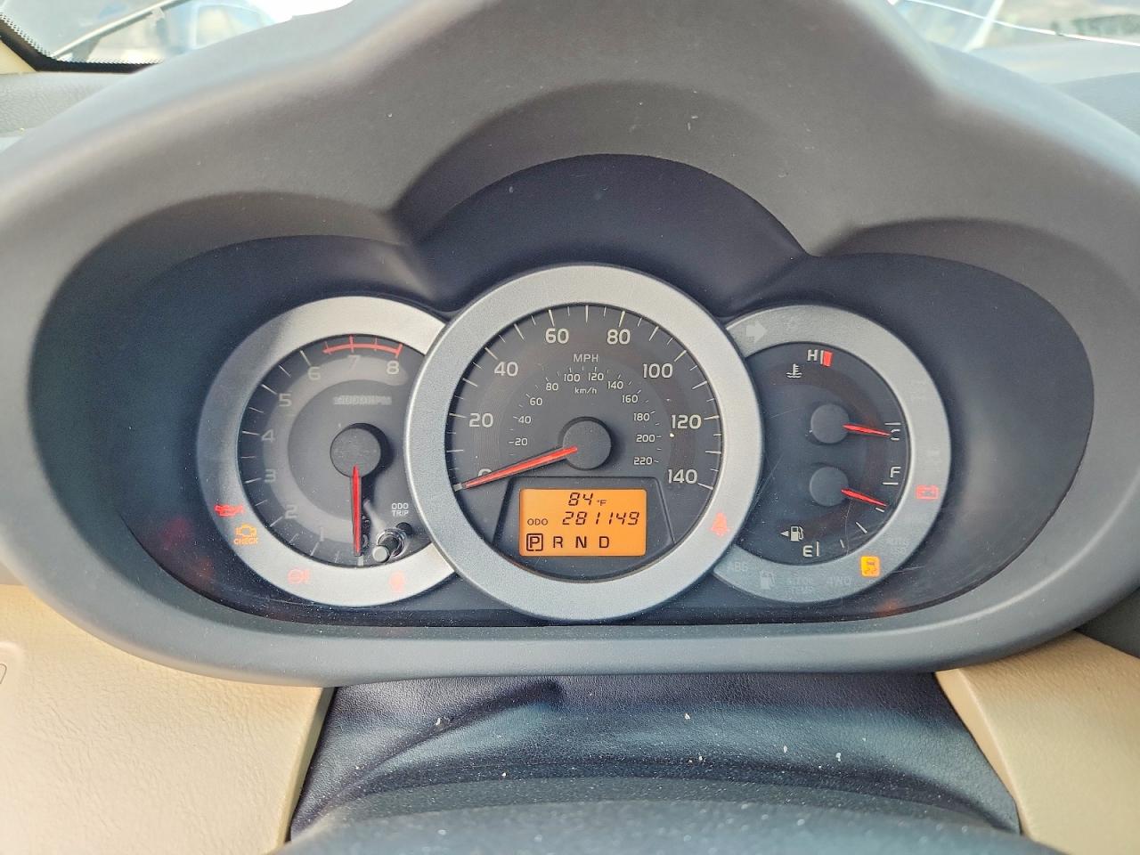 Toyota RAV4 Base