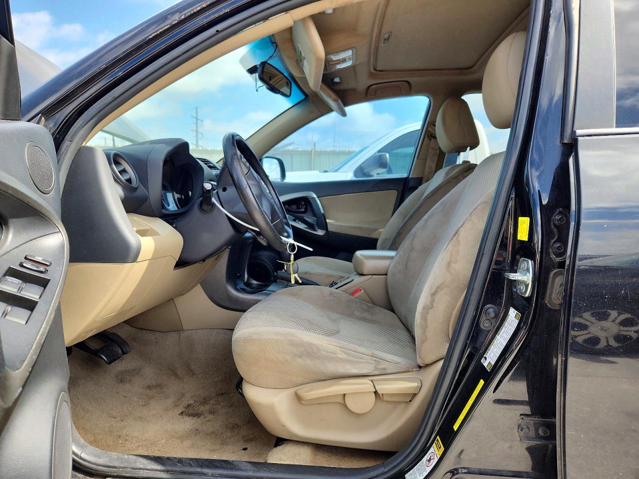 Toyota RAV4 Base