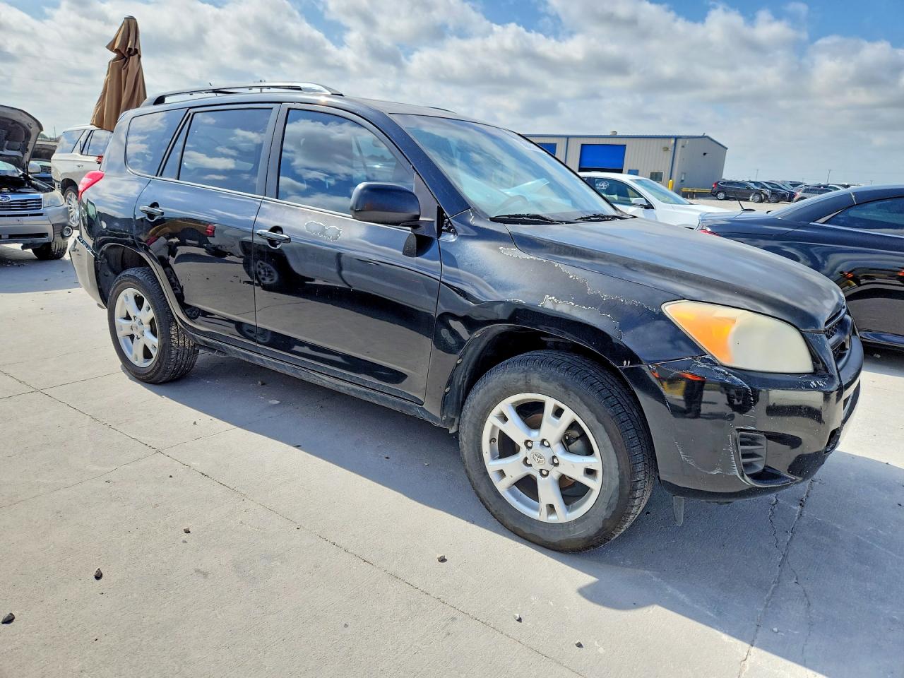 Toyota RAV4 Base