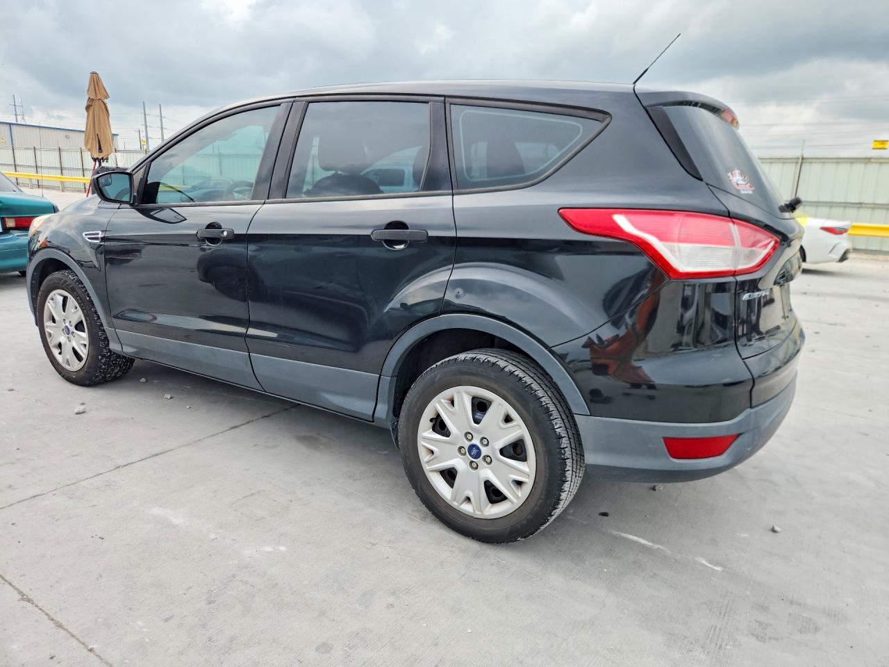 Ford Escape S