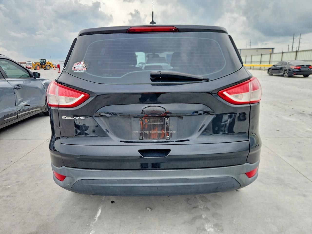 Ford Escape S