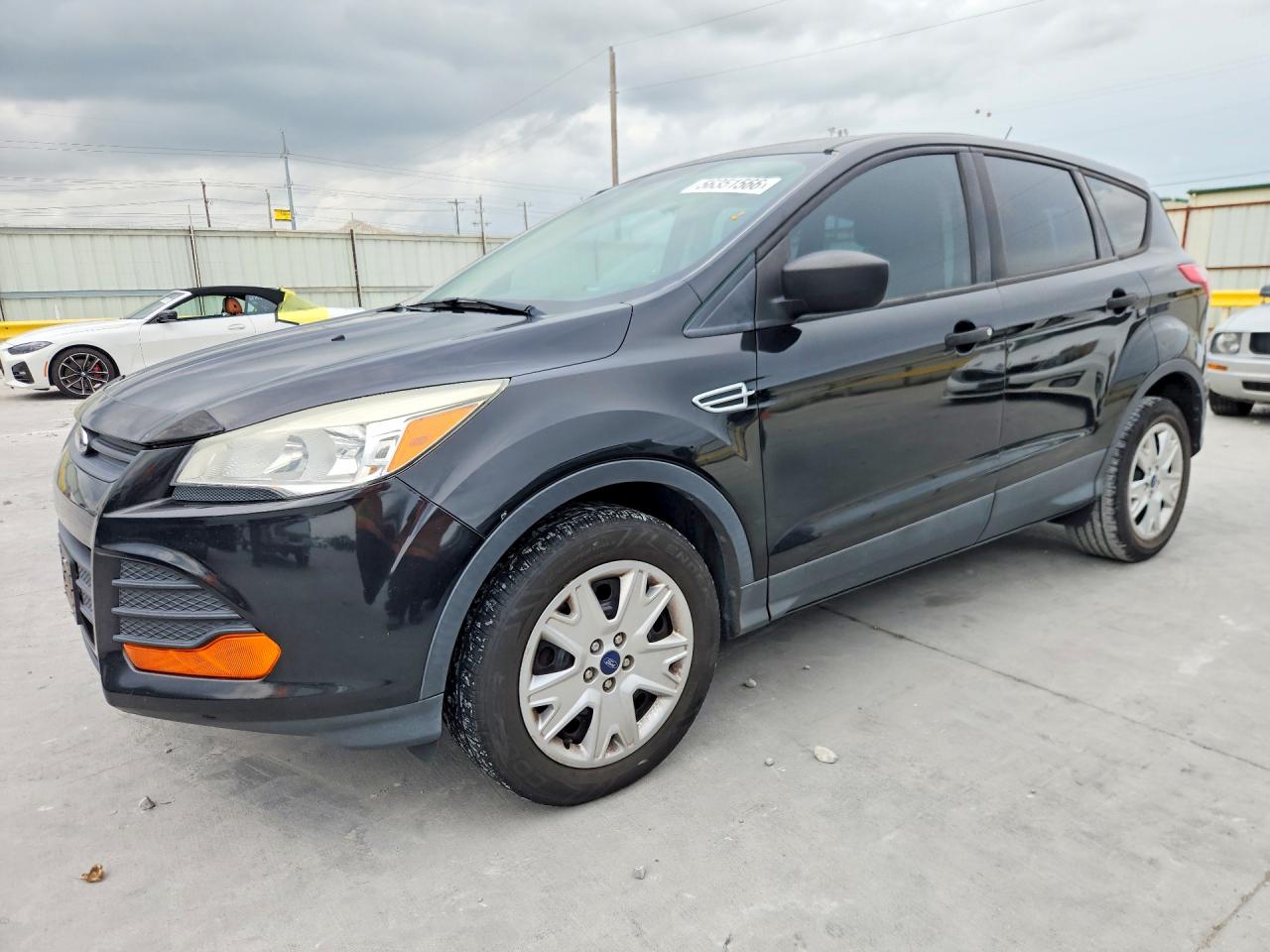 Salvage Ford Escape Image