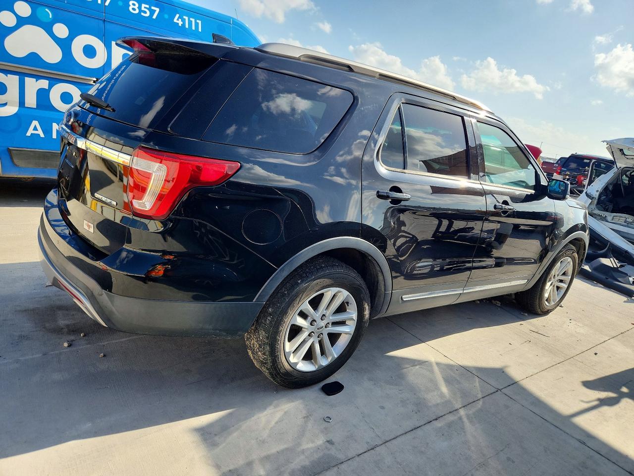 Ford Explorer Xlt