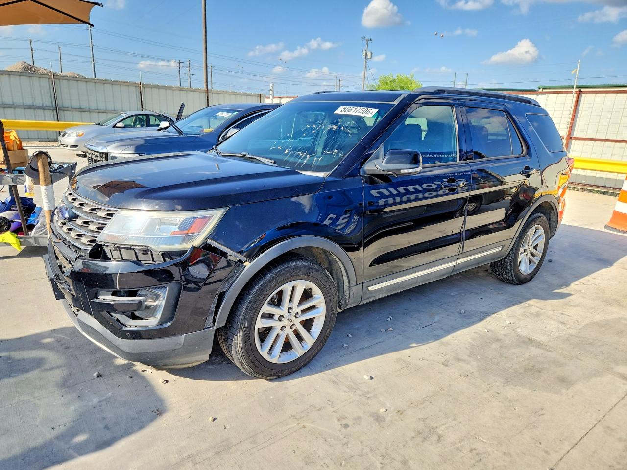 Salvage Ford Explorer Image