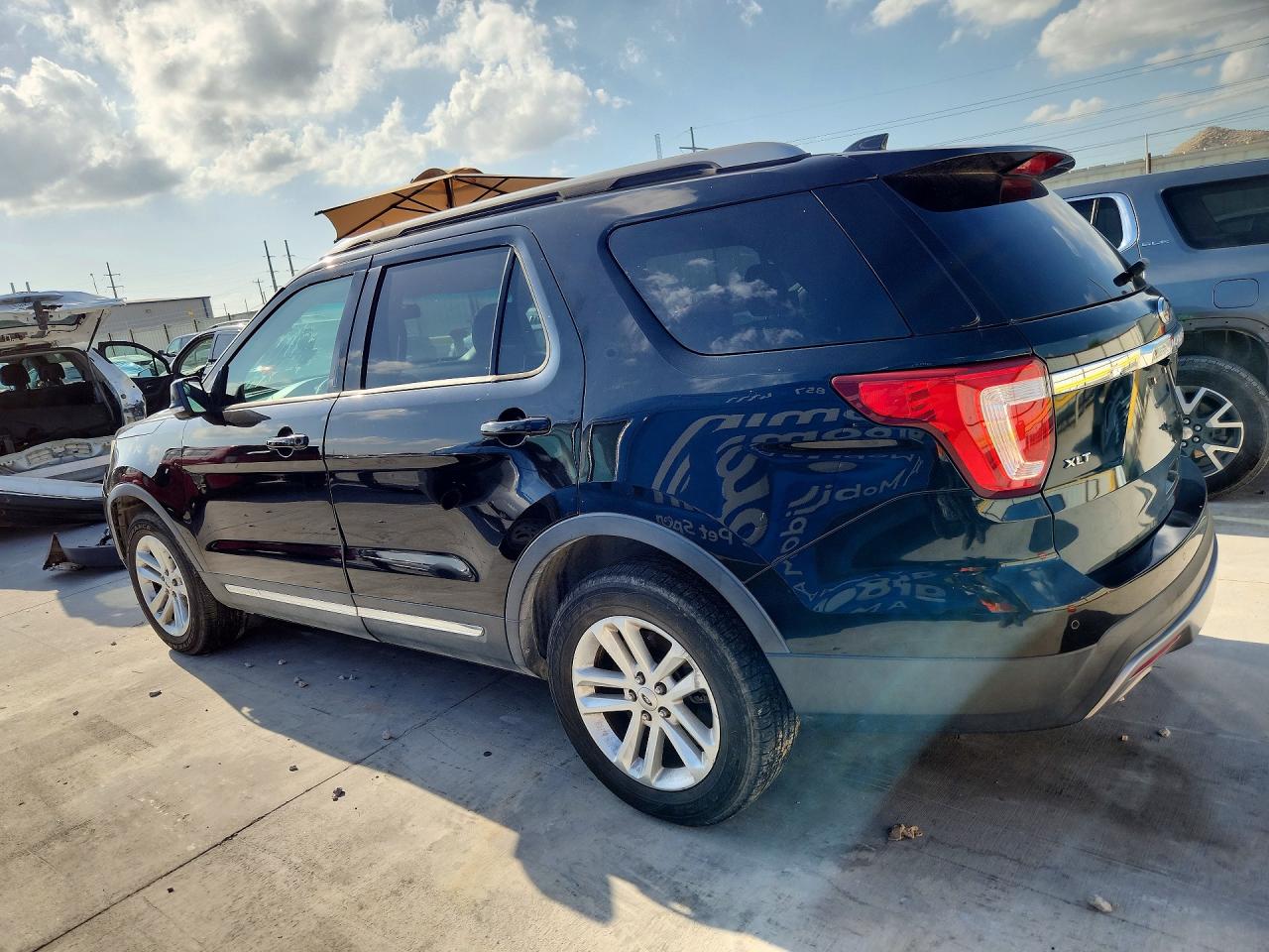 Ford Explorer Xlt