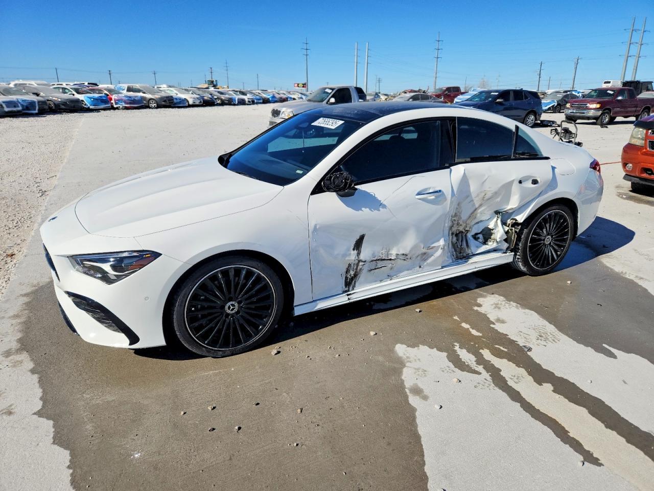 Salvage Mercedes-Benz Cla-class Image