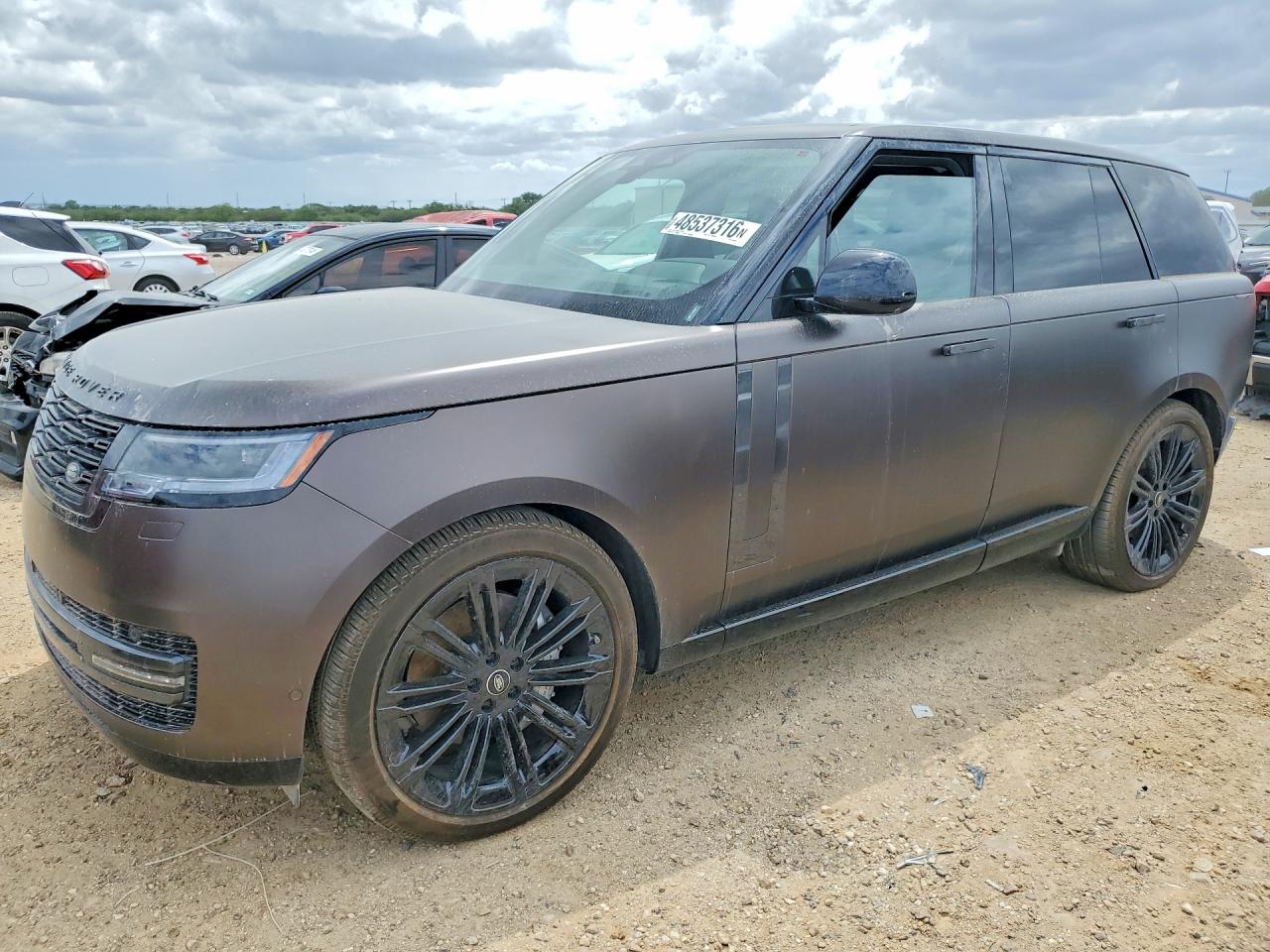 Salvage Land Rover Range Rover Image