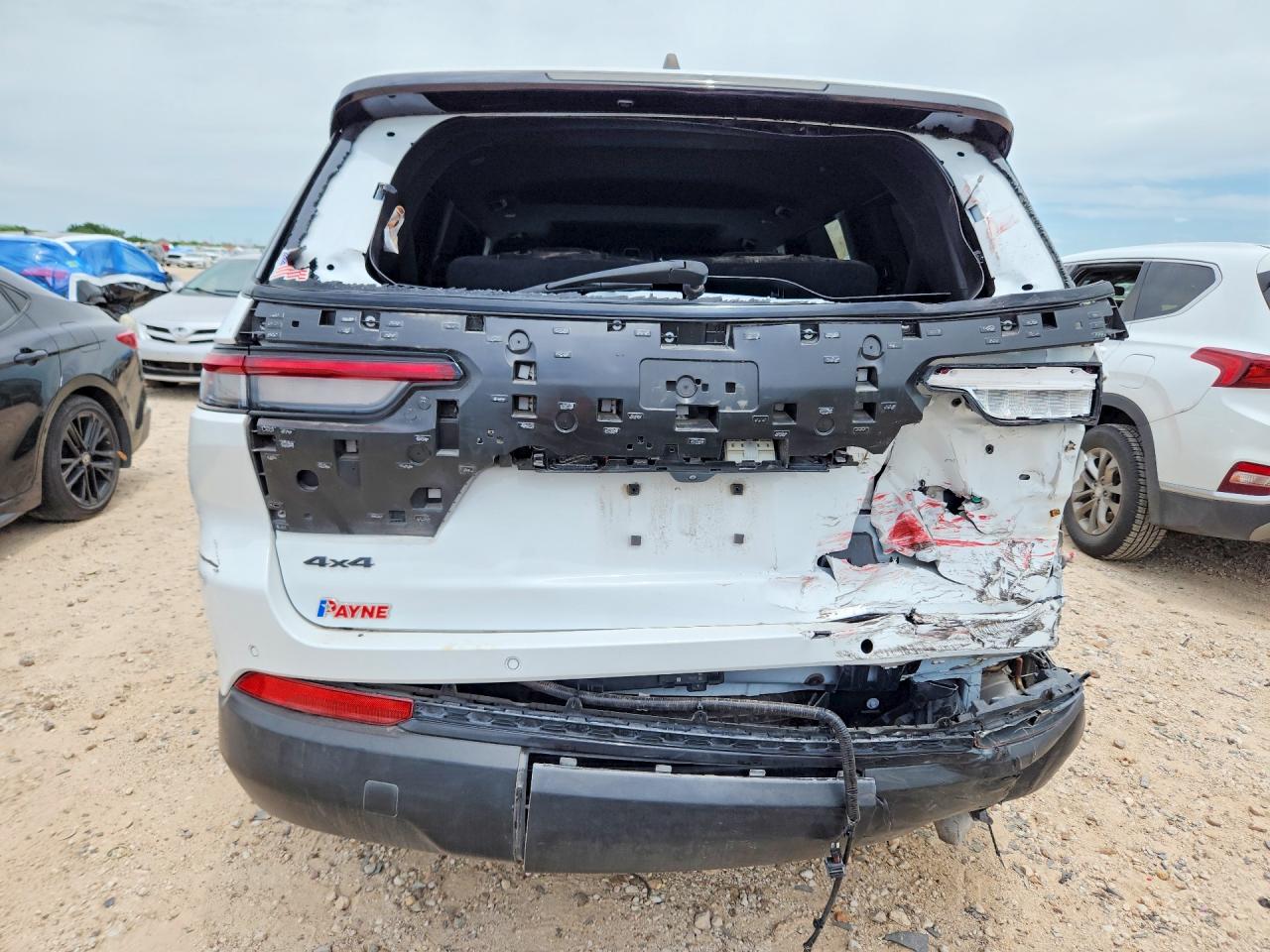 Jeep Cherokee L Laredo