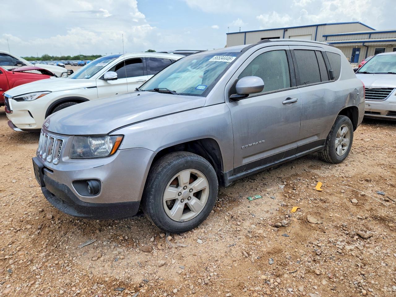 Salvage Jeep Compass Image
