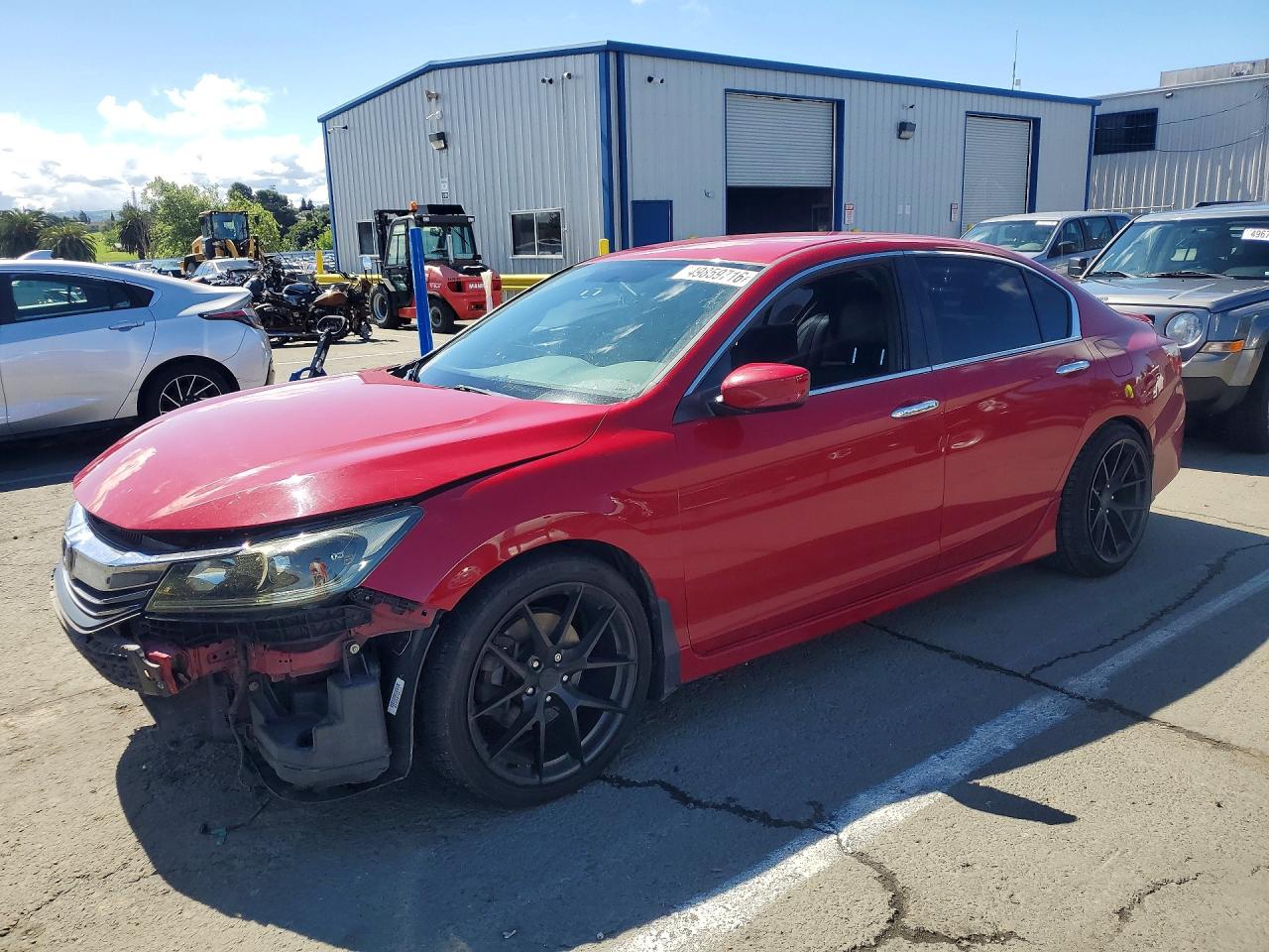 Salvage Honda Accord Image