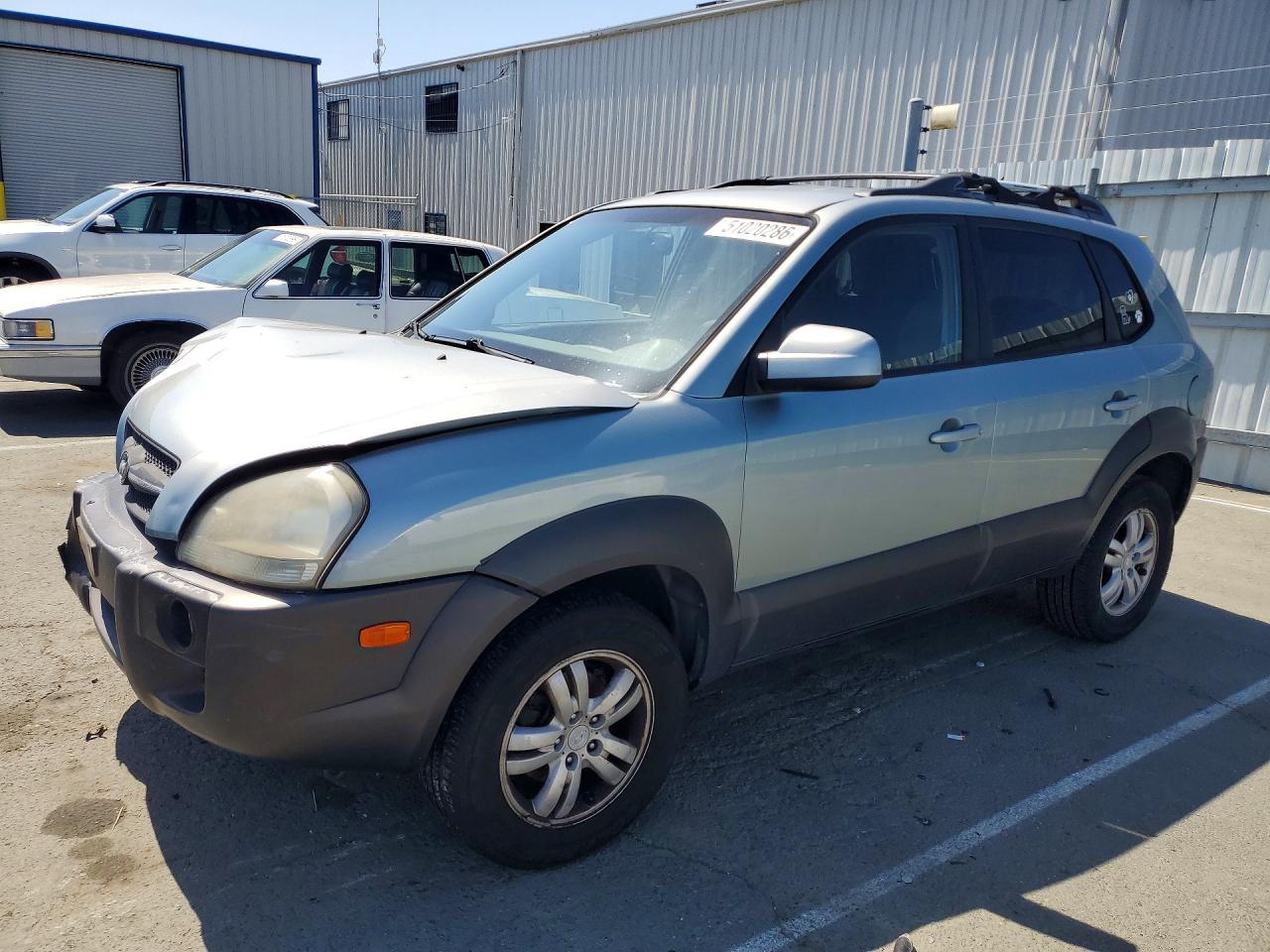 Salvage Hyundai TUCSON Image