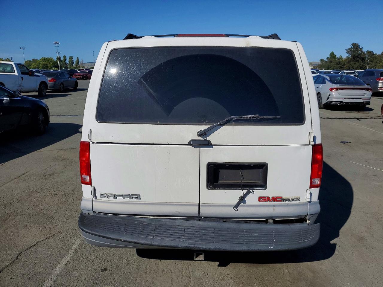 GMC Safari Xt