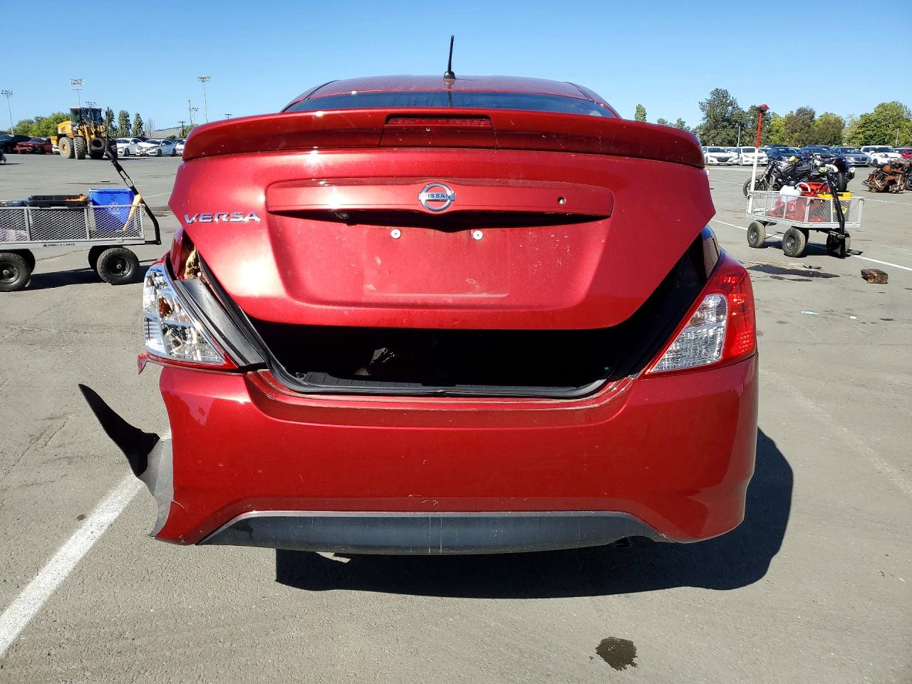 Nissan Versa S Plus