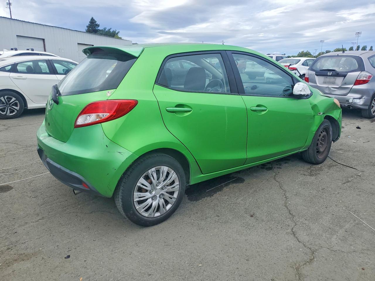 Mazda 2