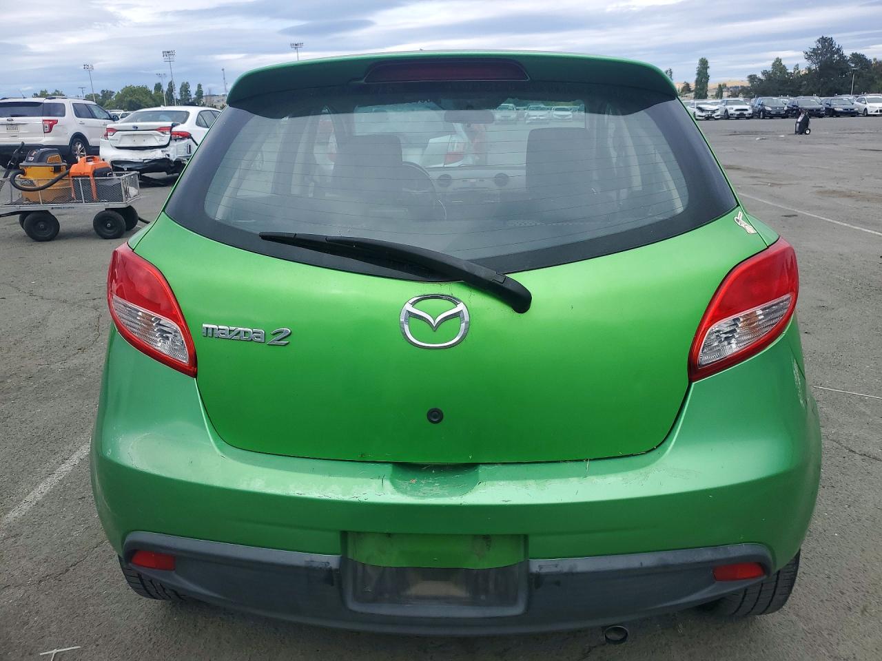 Mazda 2