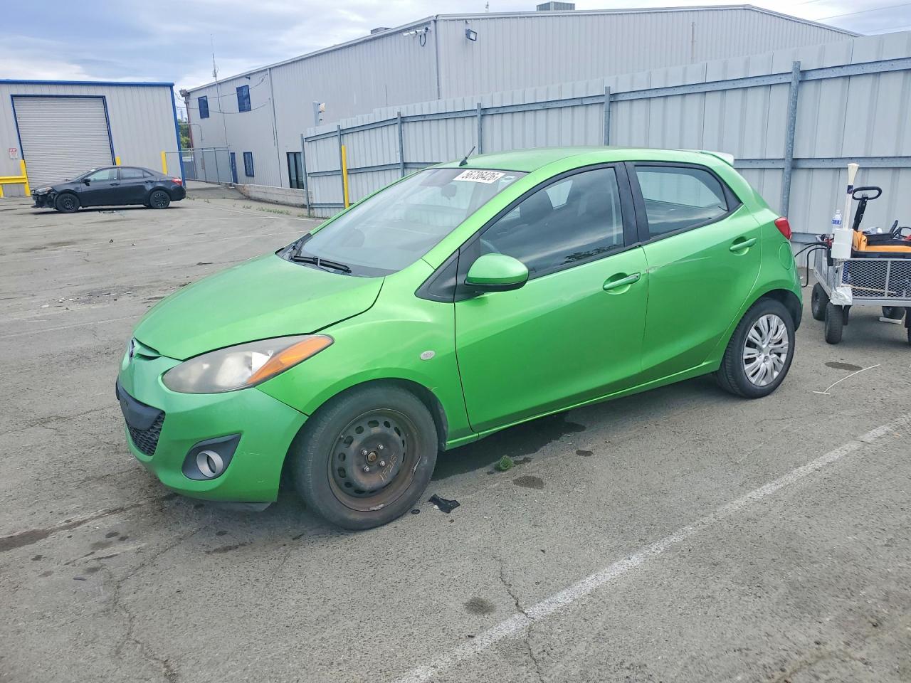 Salvage Mazda 2 Image