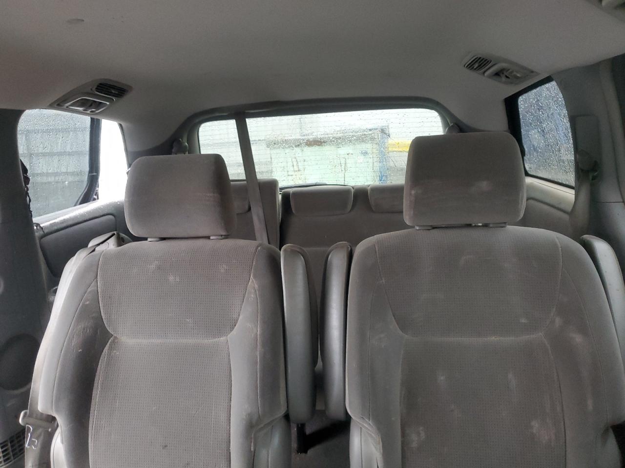 Toyota Sienna Ce