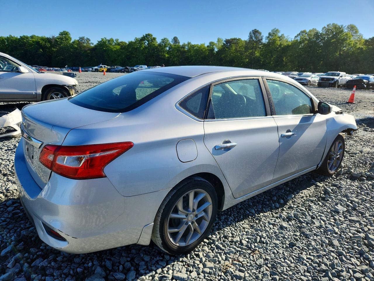 Nissan Sentra S