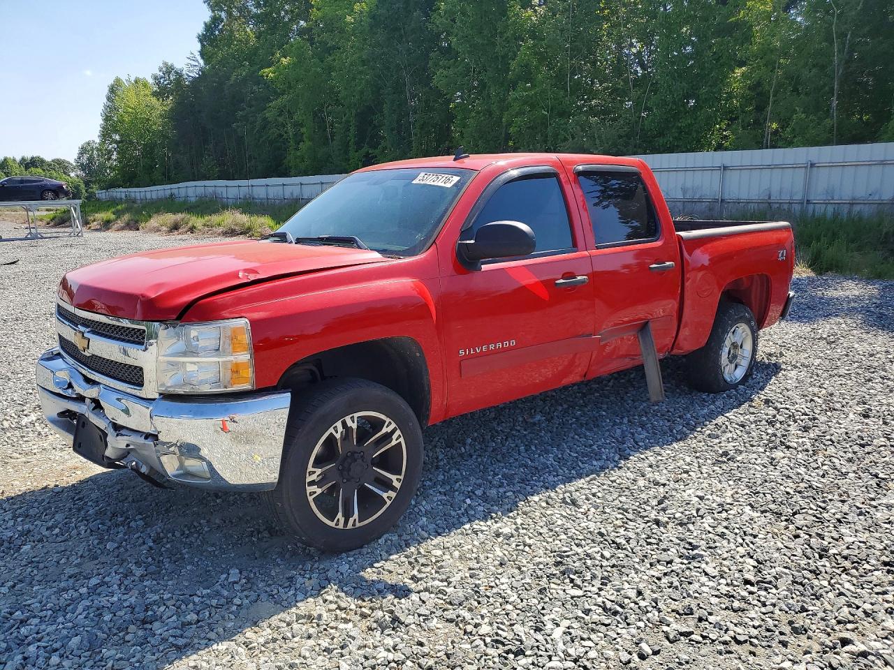 Salvage Chevrolet Silverado Image