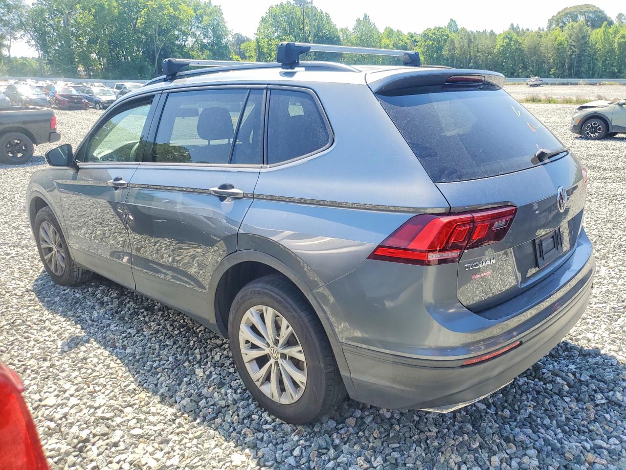 Volkswagen Tiguan S
