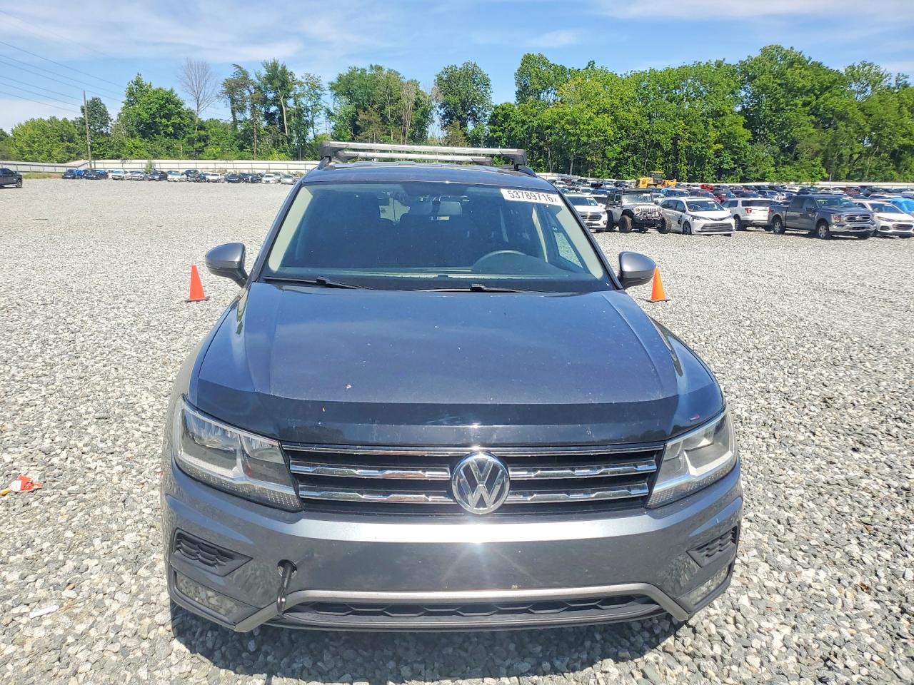 Volkswagen Tiguan S