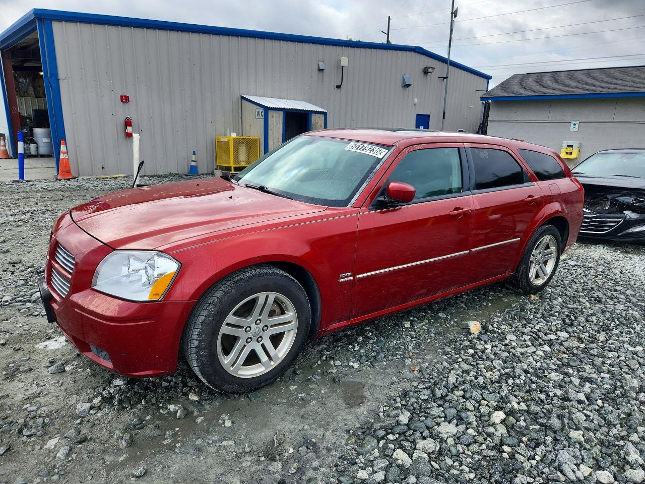 Salvage Dodge Magnum Image