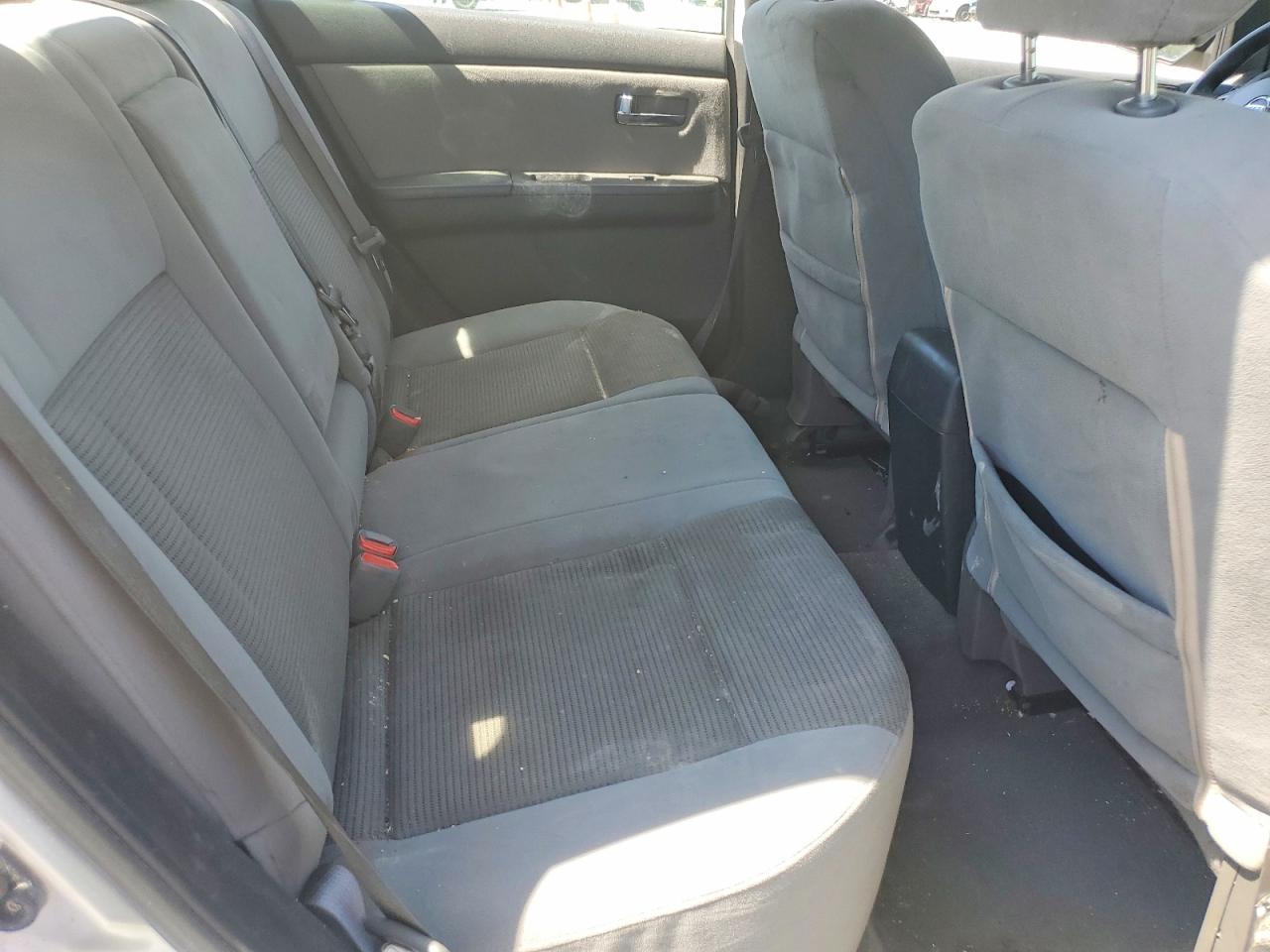 Nissan Sentra 2.0
