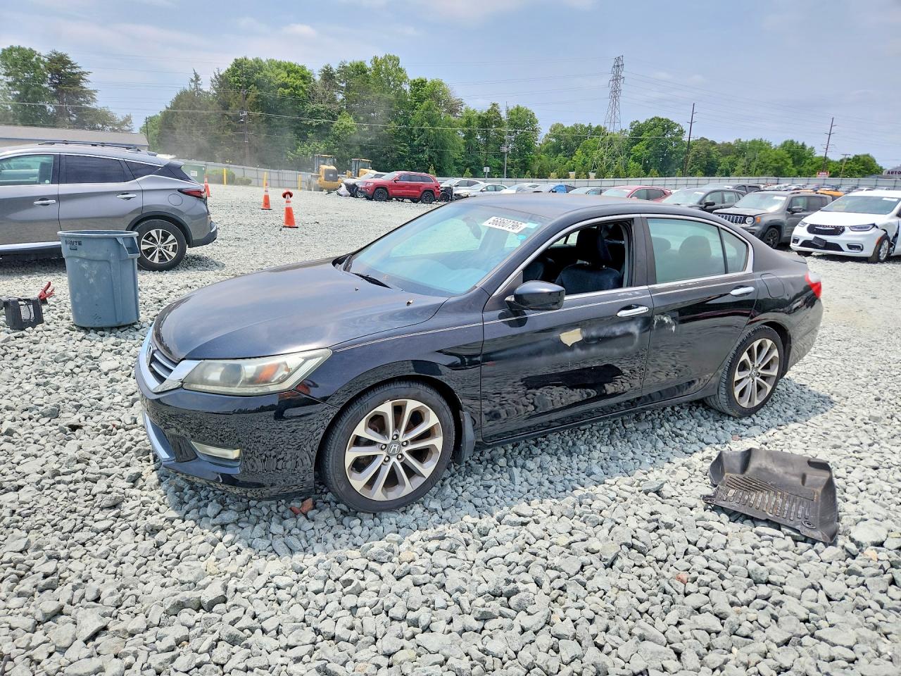 Salvage Honda Accord Image