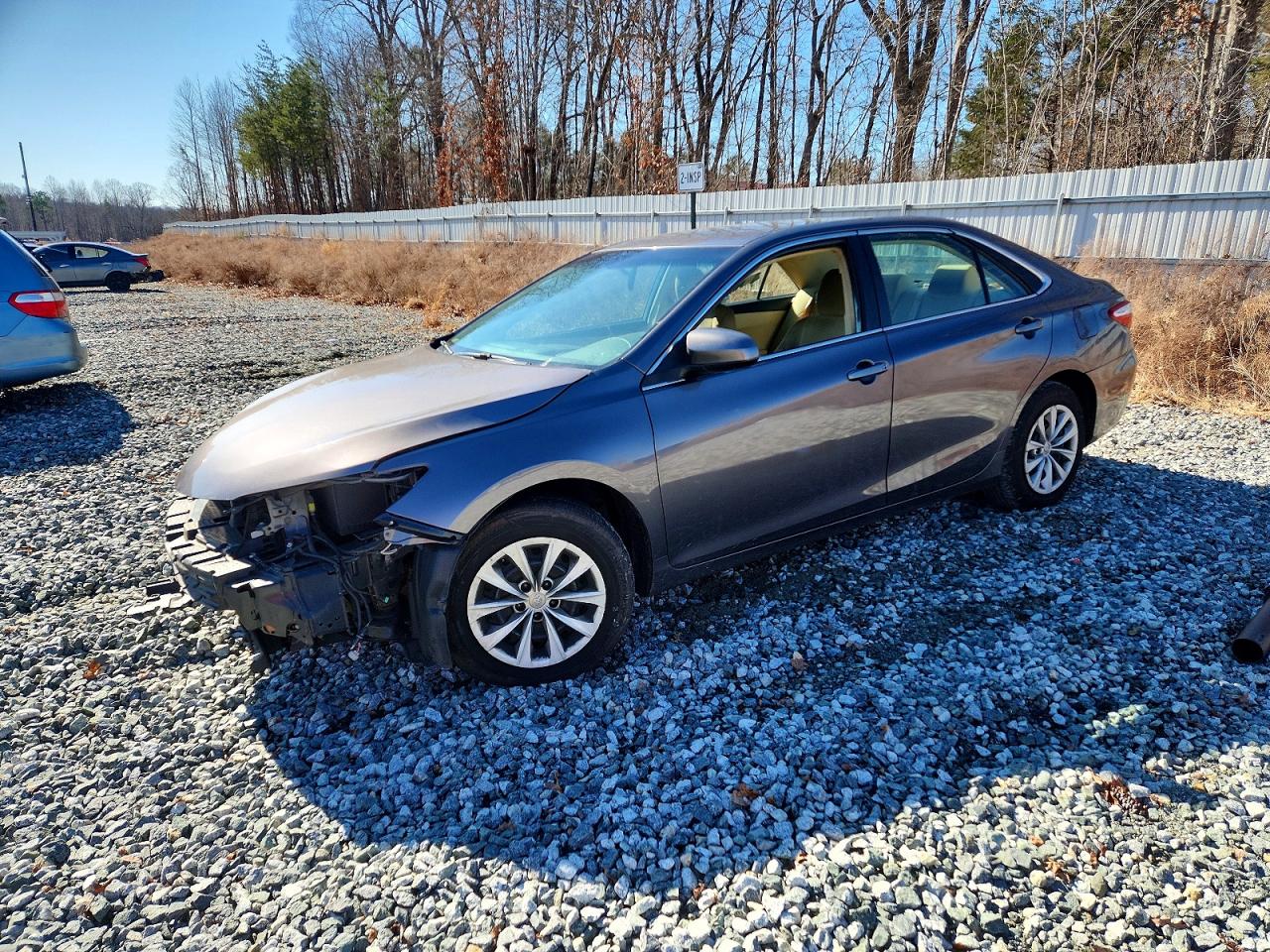 Salvage Toyota Camry Image