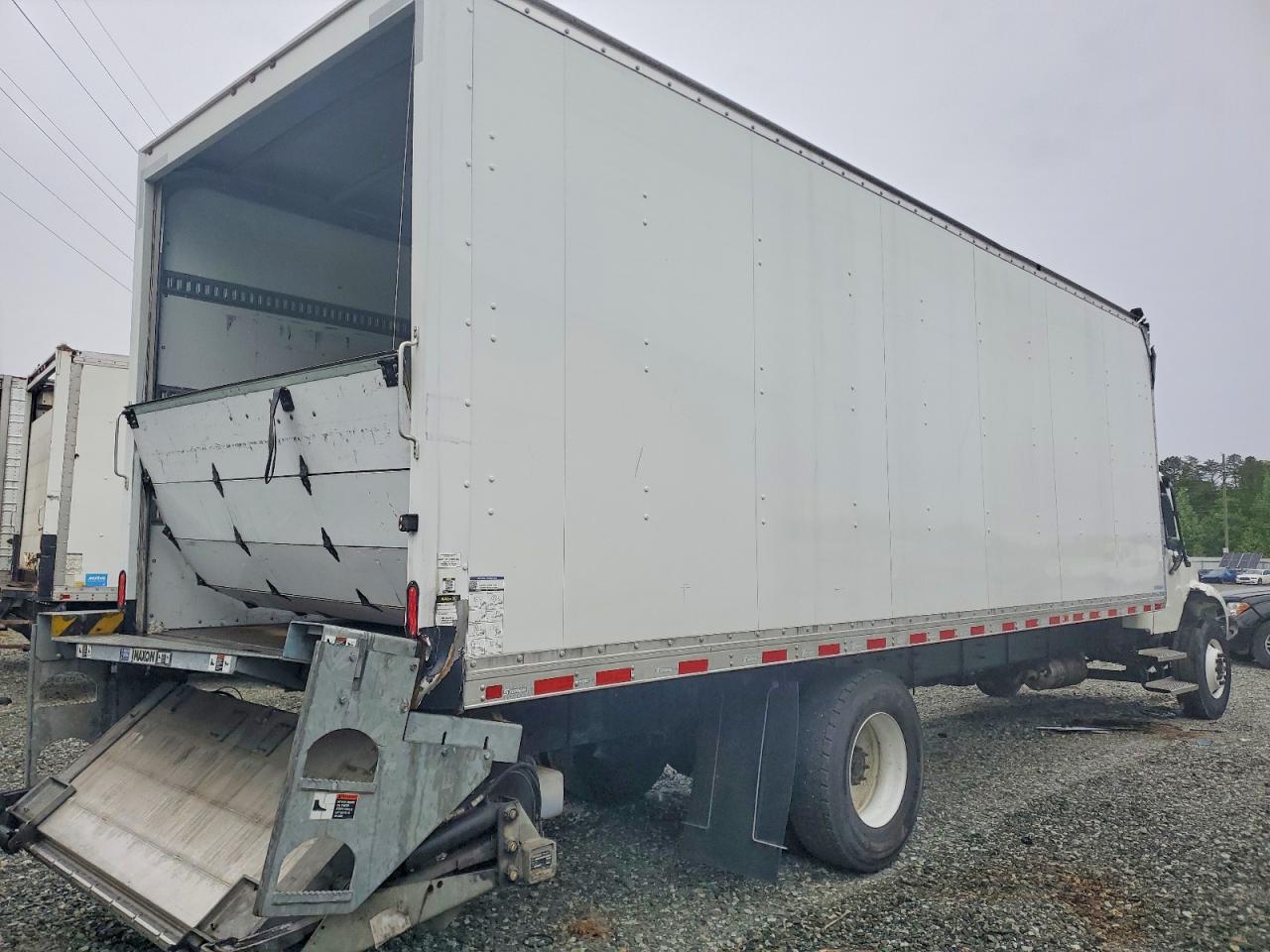 Freightliner M2