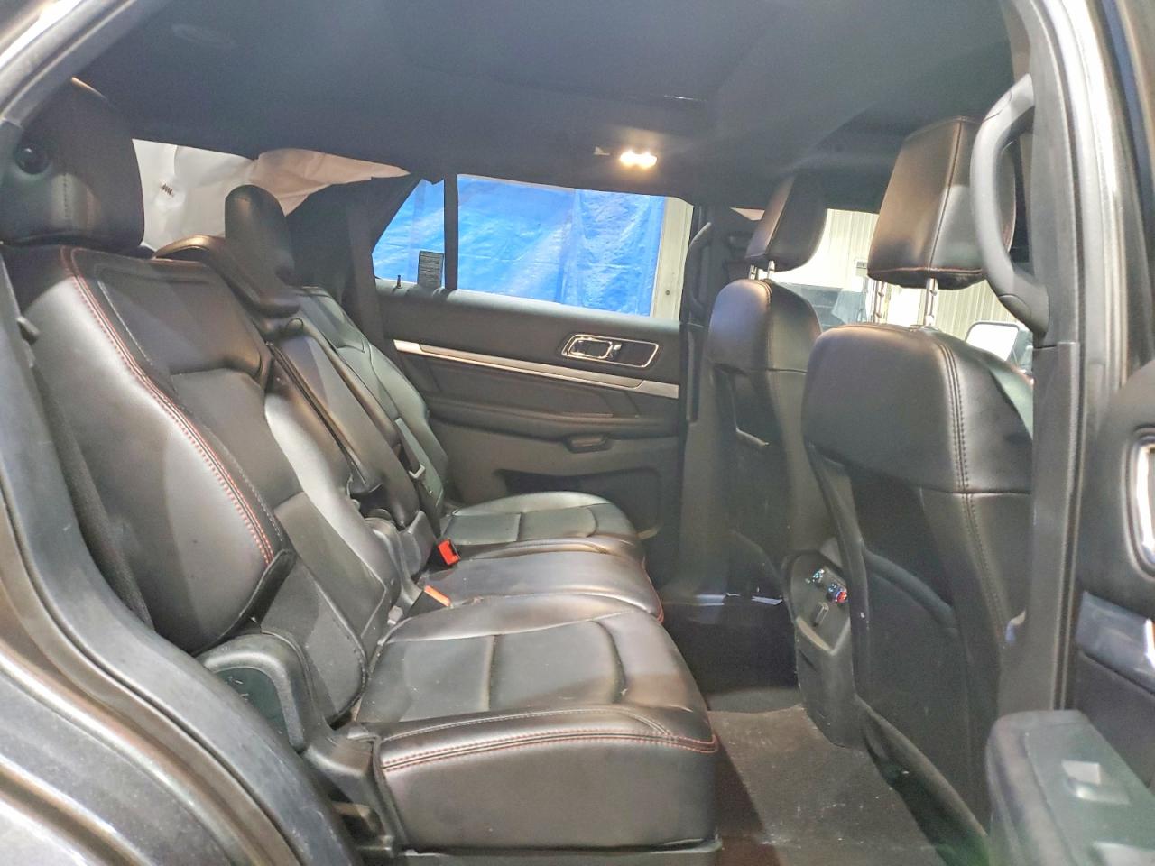 Ford Explorer Sport