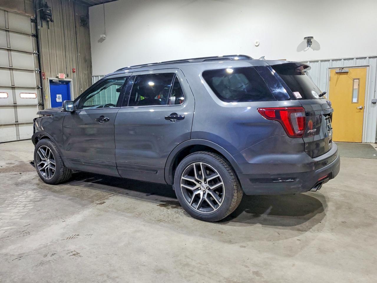 Ford Explorer Sport