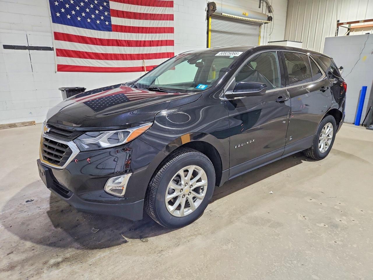Salvage Chevrolet Equinox Image