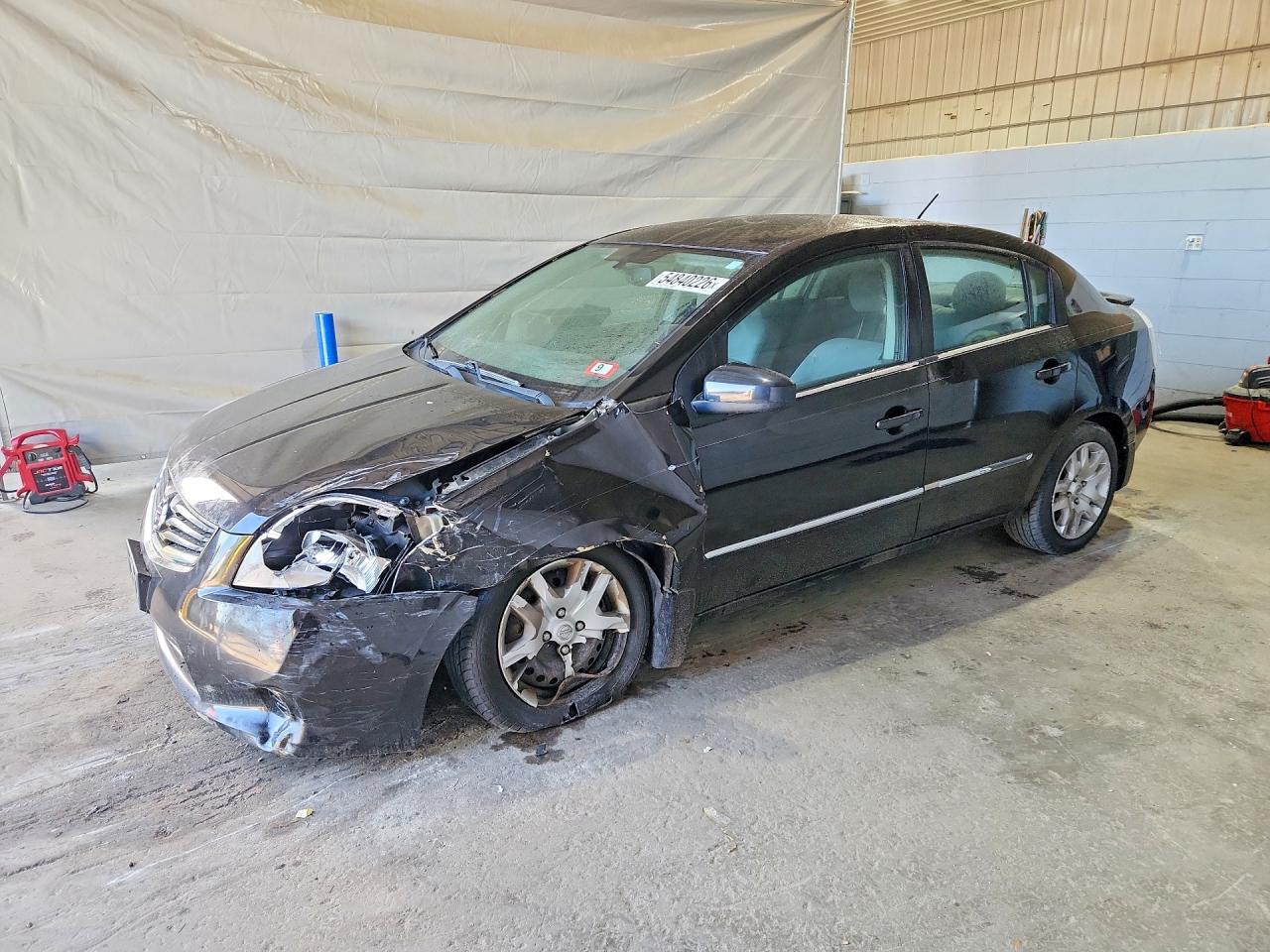 Salvage Nissan Sentra Image