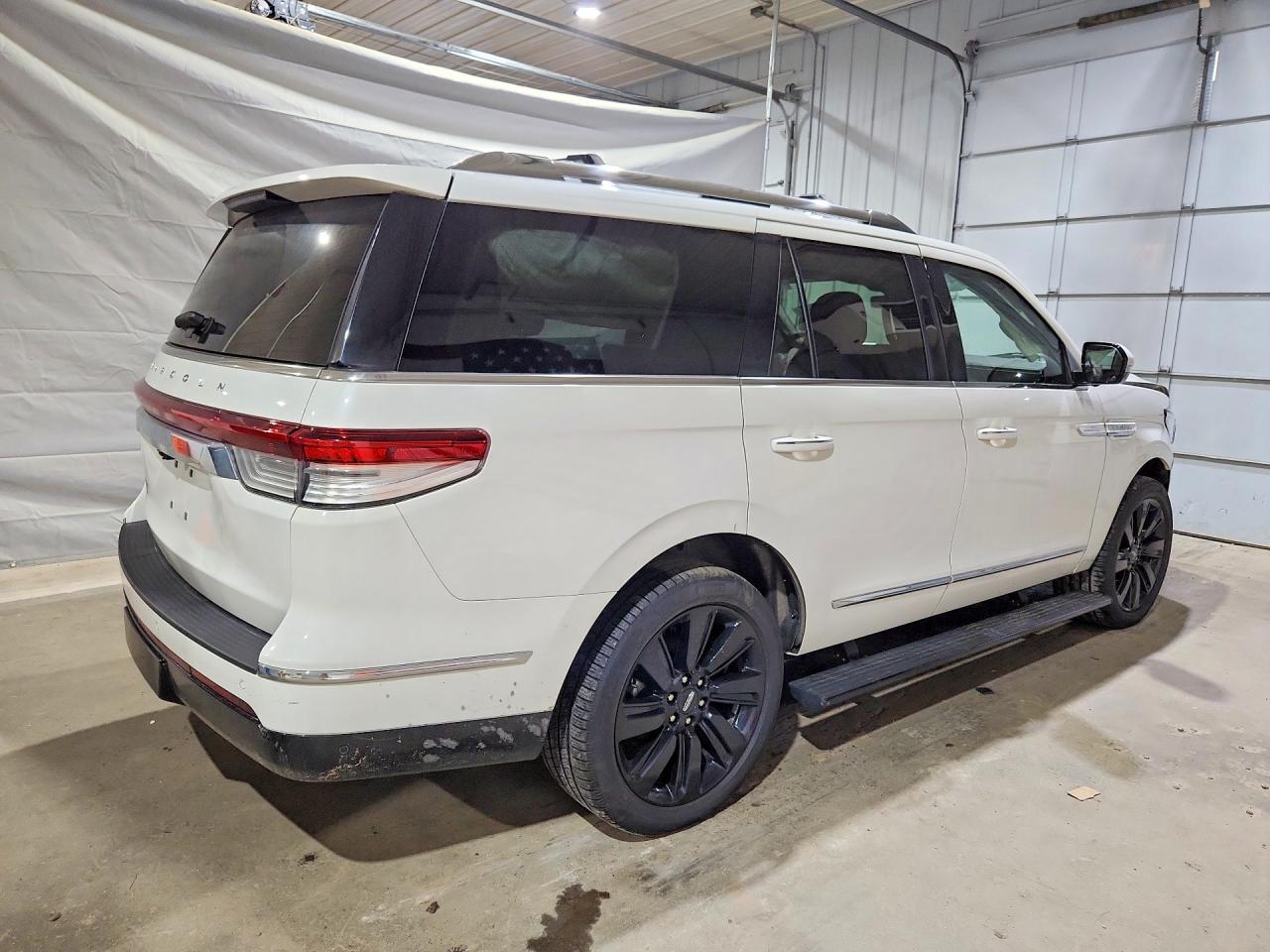 Lincoln Navigator Reserve