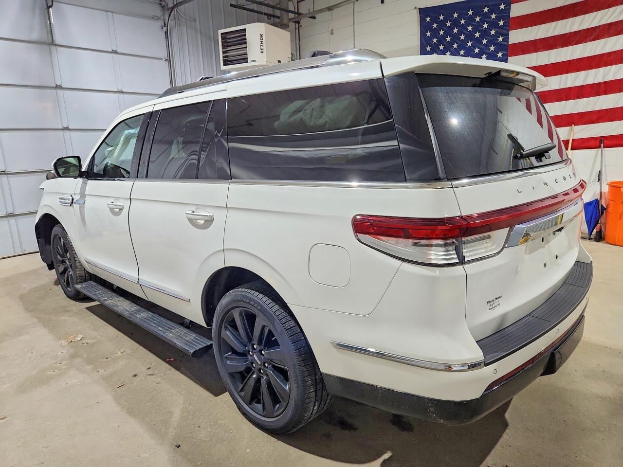 Lincoln Navigator Reserve