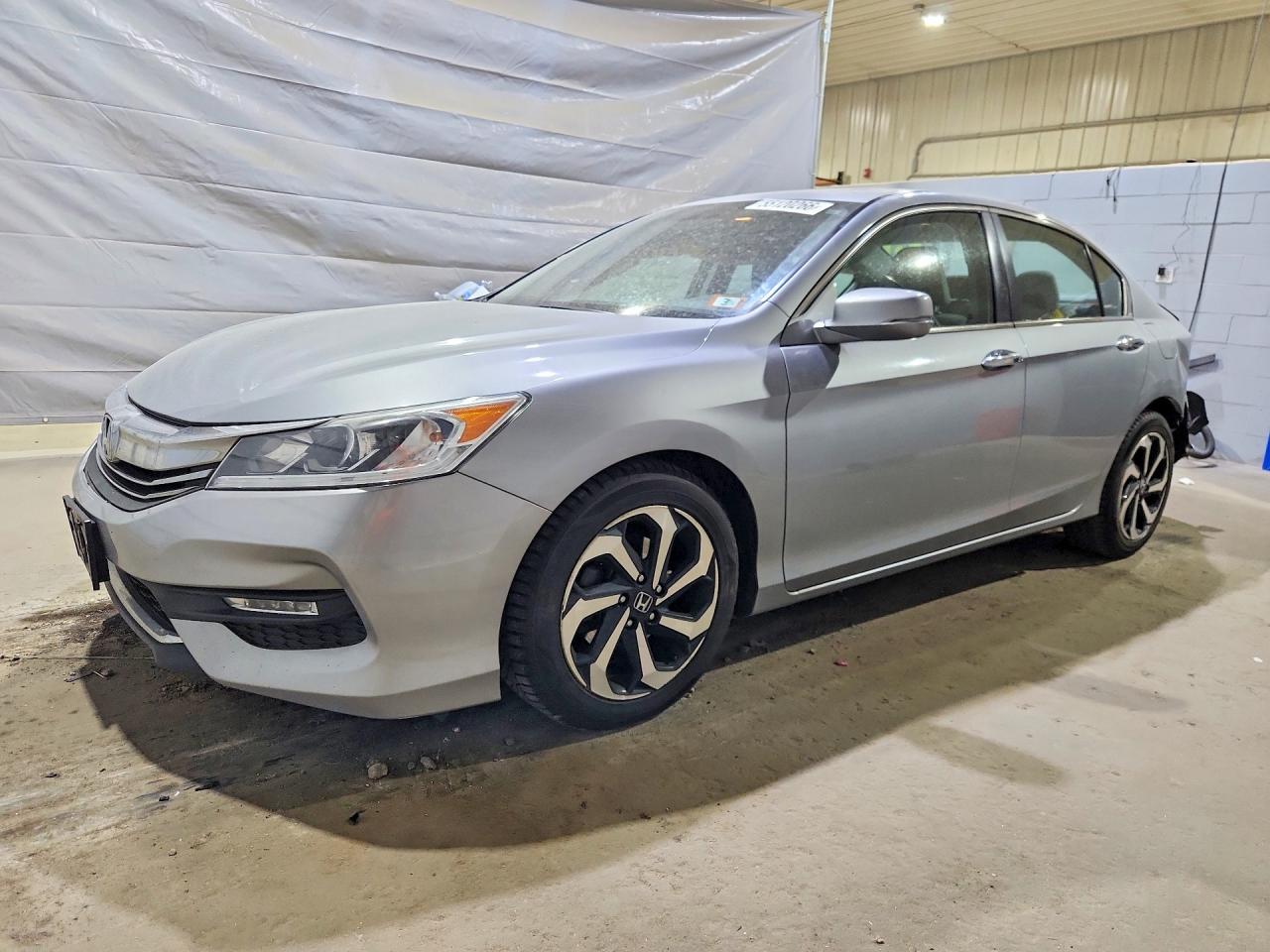 Salvage Honda Accord Image