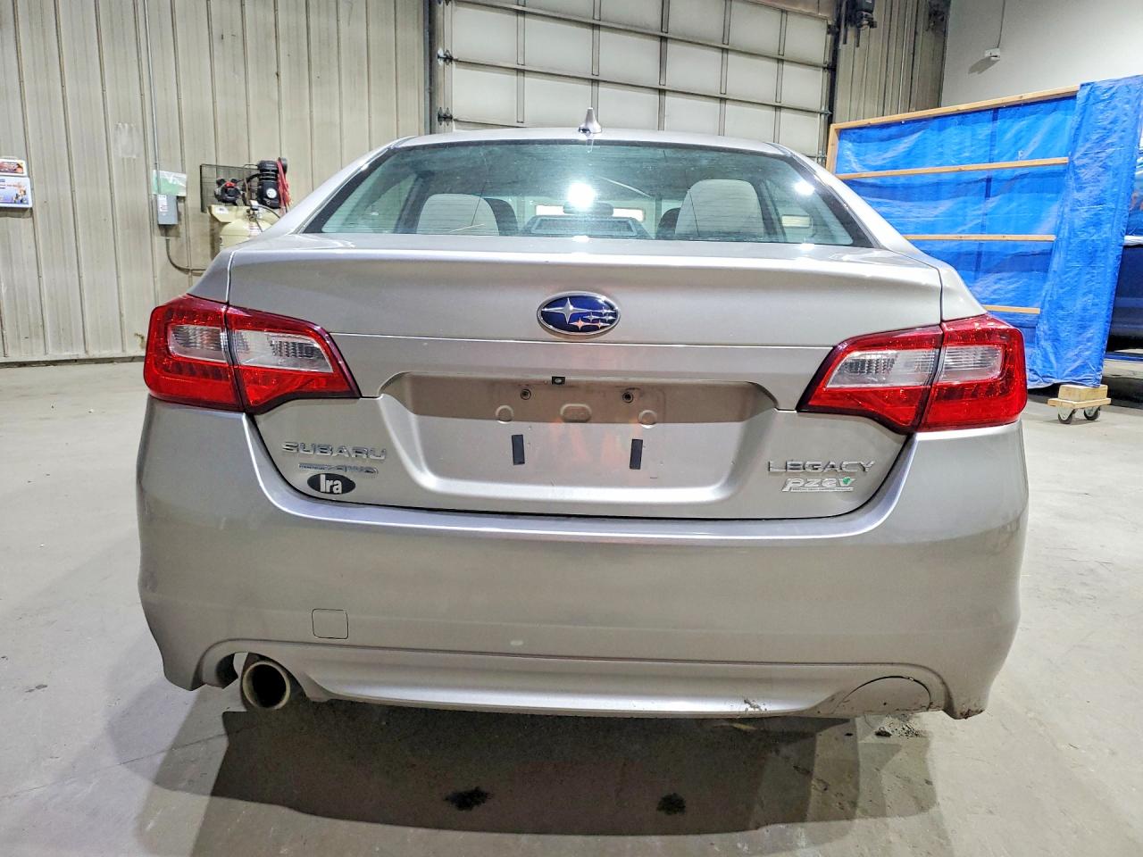 Subaru Legacy 2.5i Premium