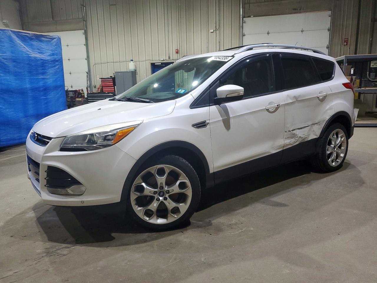 Salvage Ford Escape Image