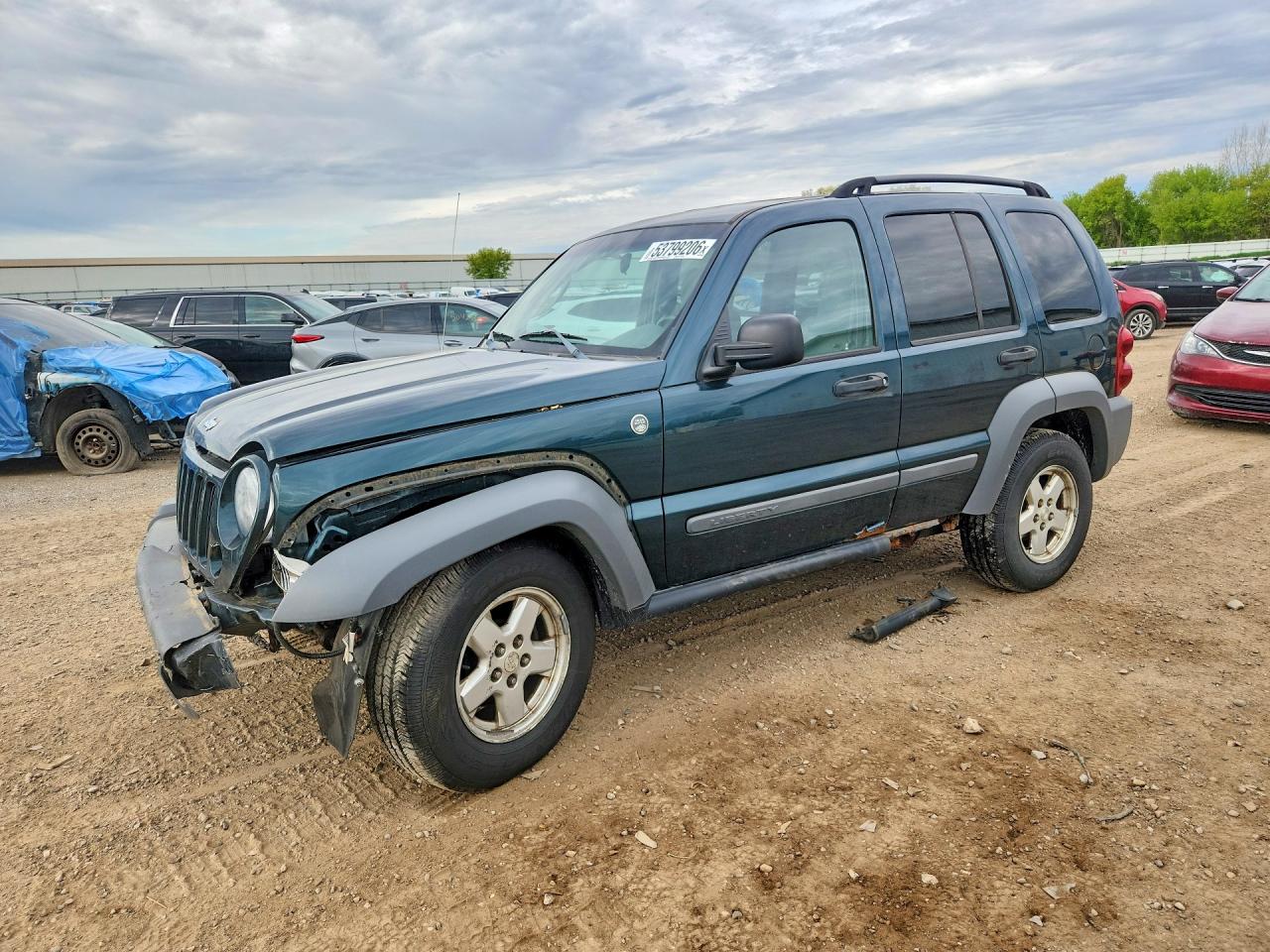 Salvage Jeep Liberty Image