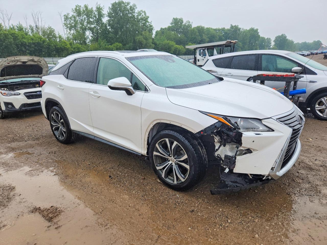 Lexus RX Base