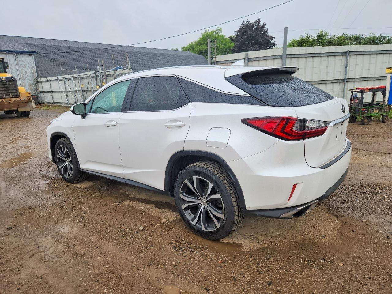 Lexus RX Base