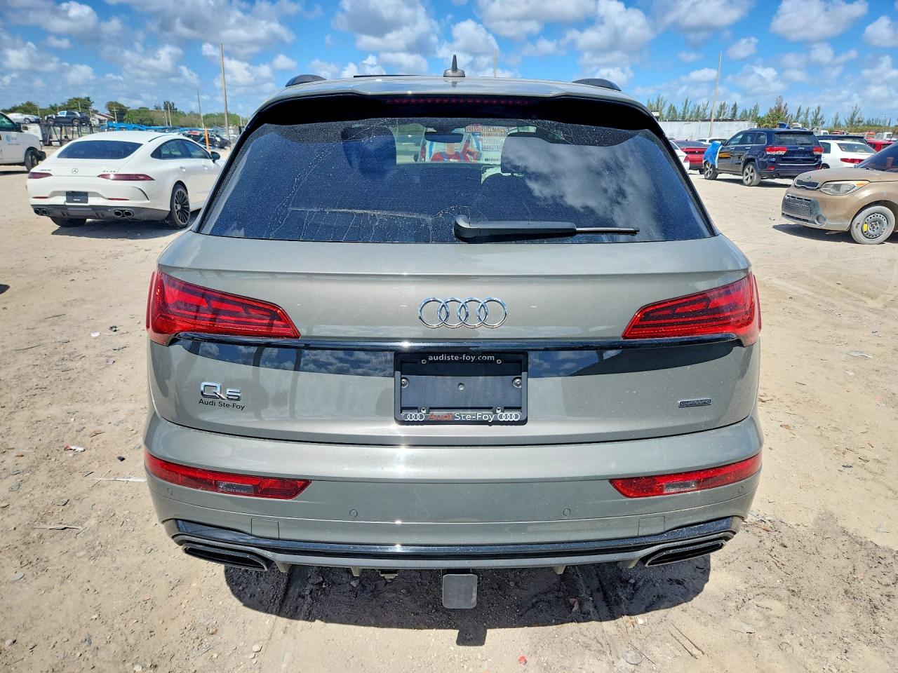 Audi Q5 Premium Plus 45