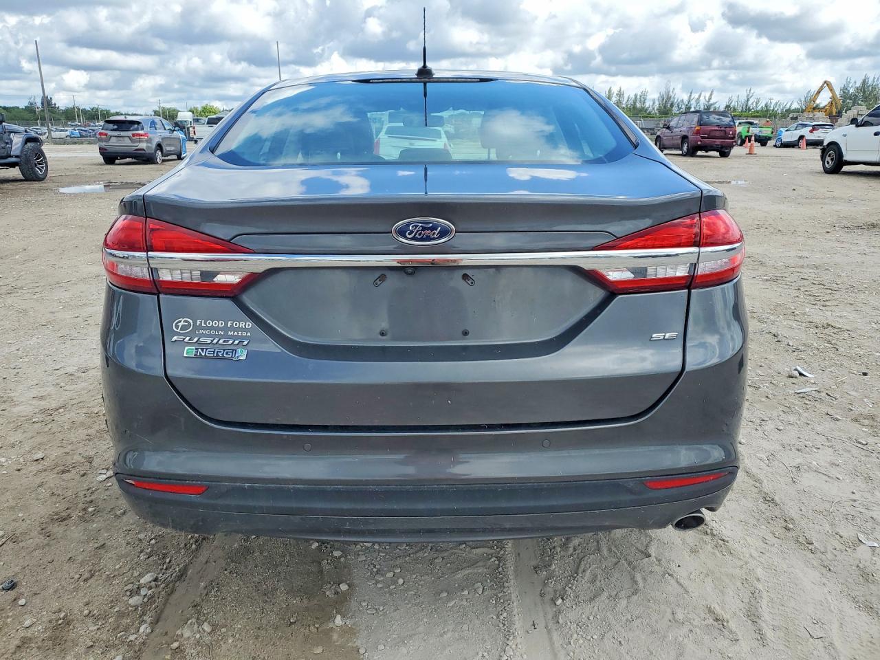Ford Fusion Se Phev