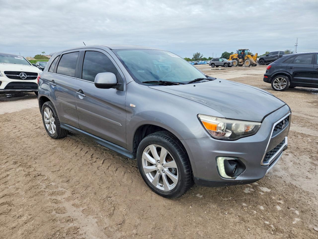Mitsubishi Outlander Se