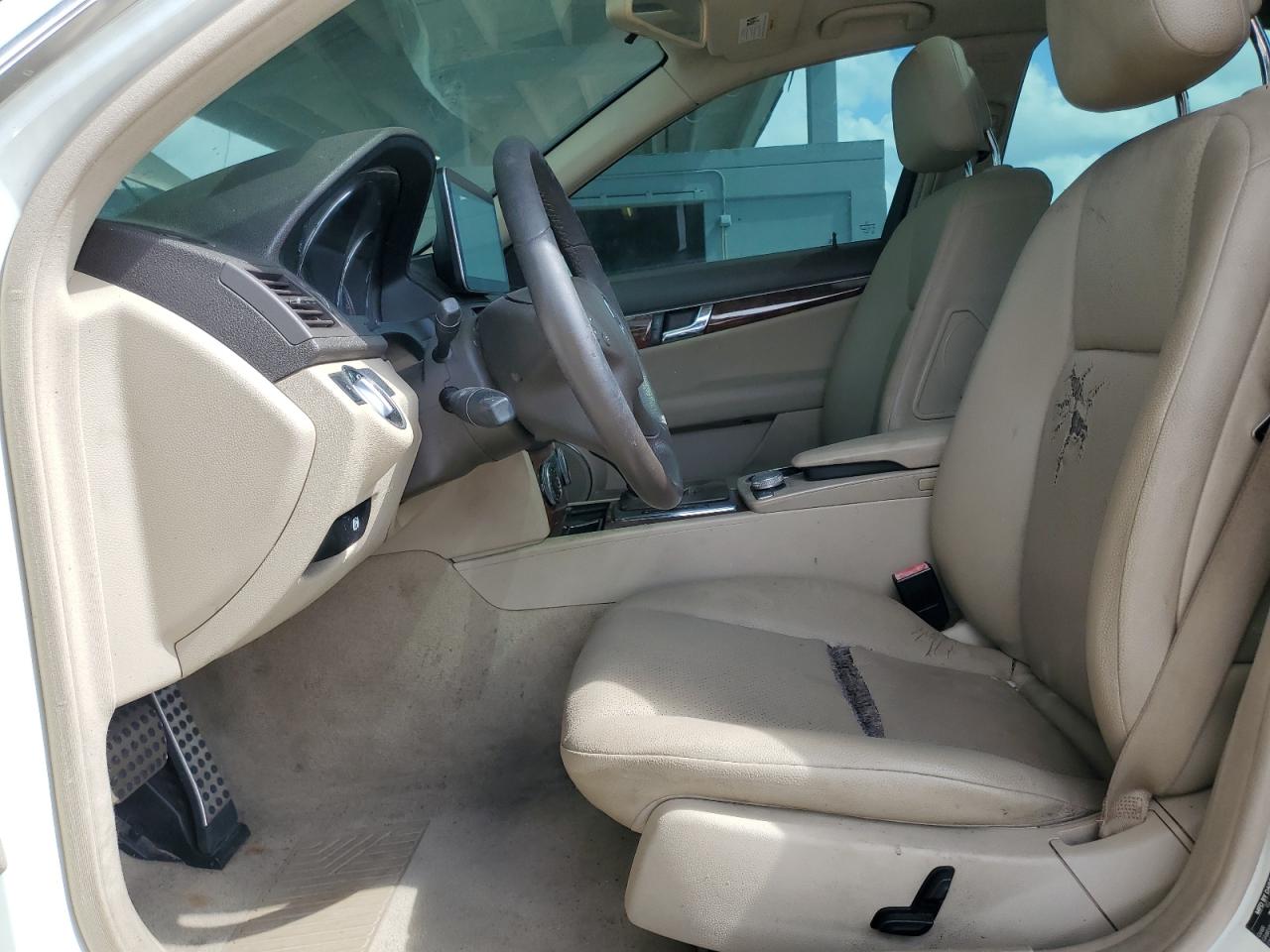 Mercedes-Benz C-Class 300 4matic