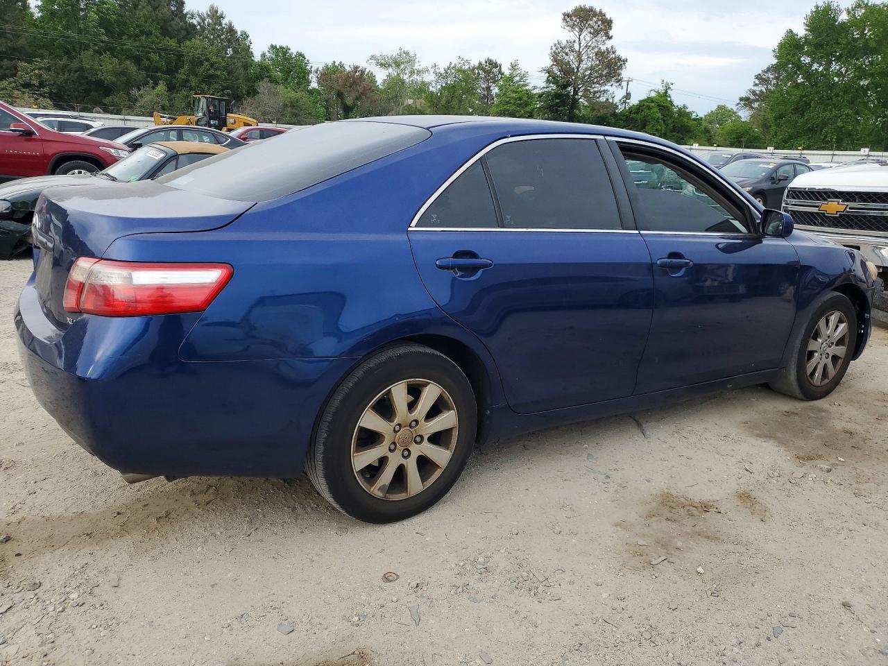 Toyota Camry Xle V6