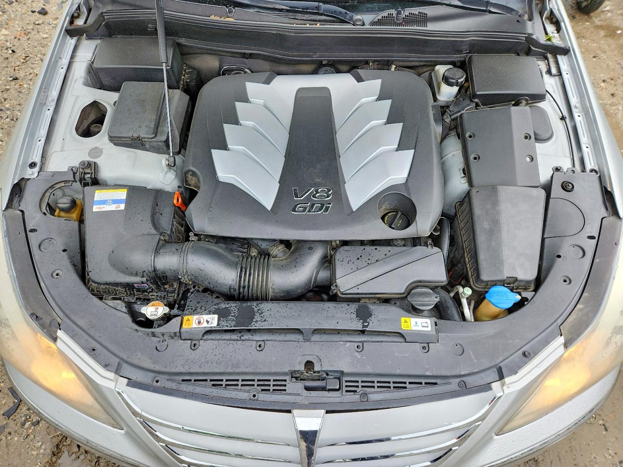 Hyundai Genesis 5.0l