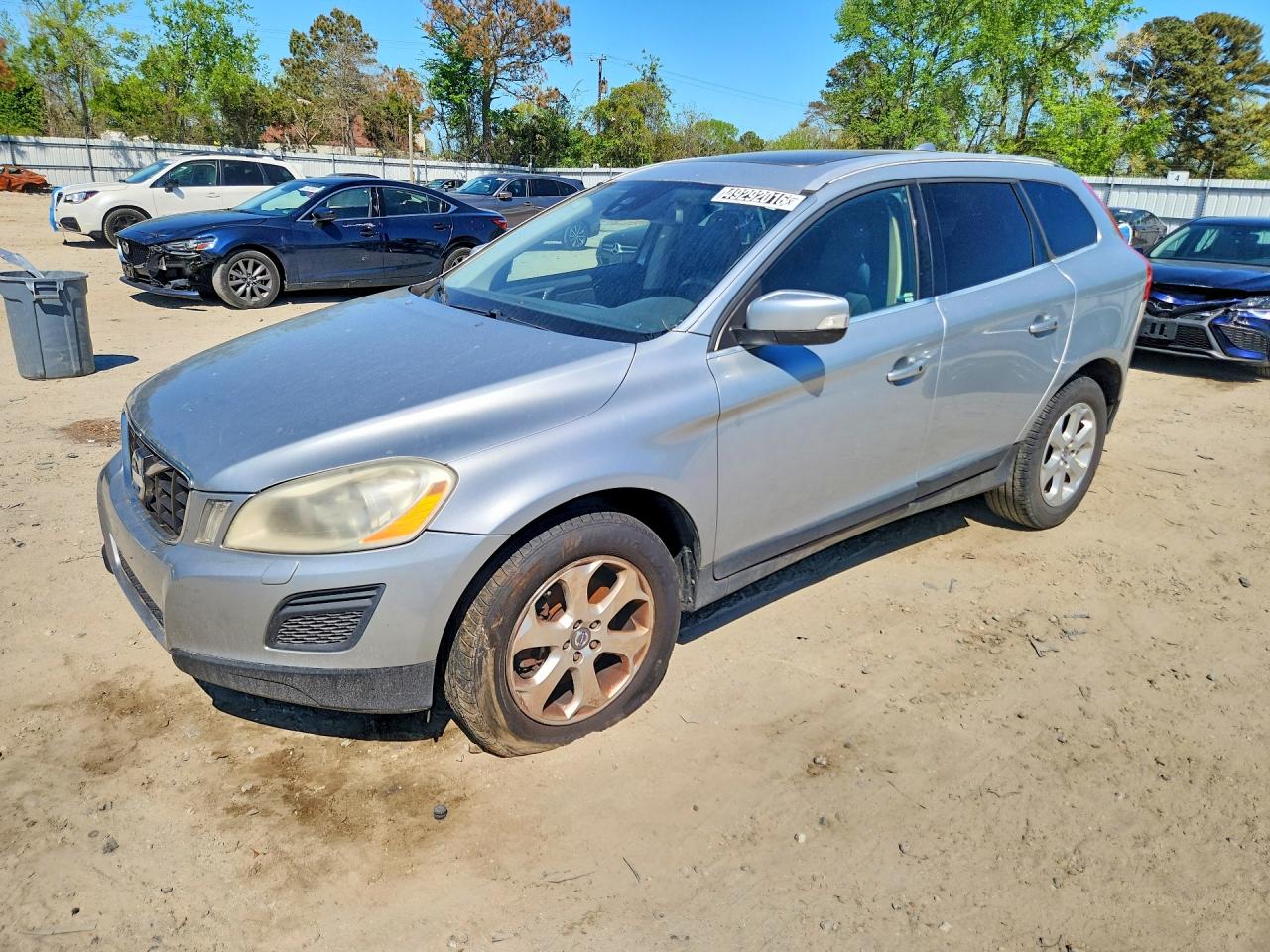 Salvage Volvo XC60 Image