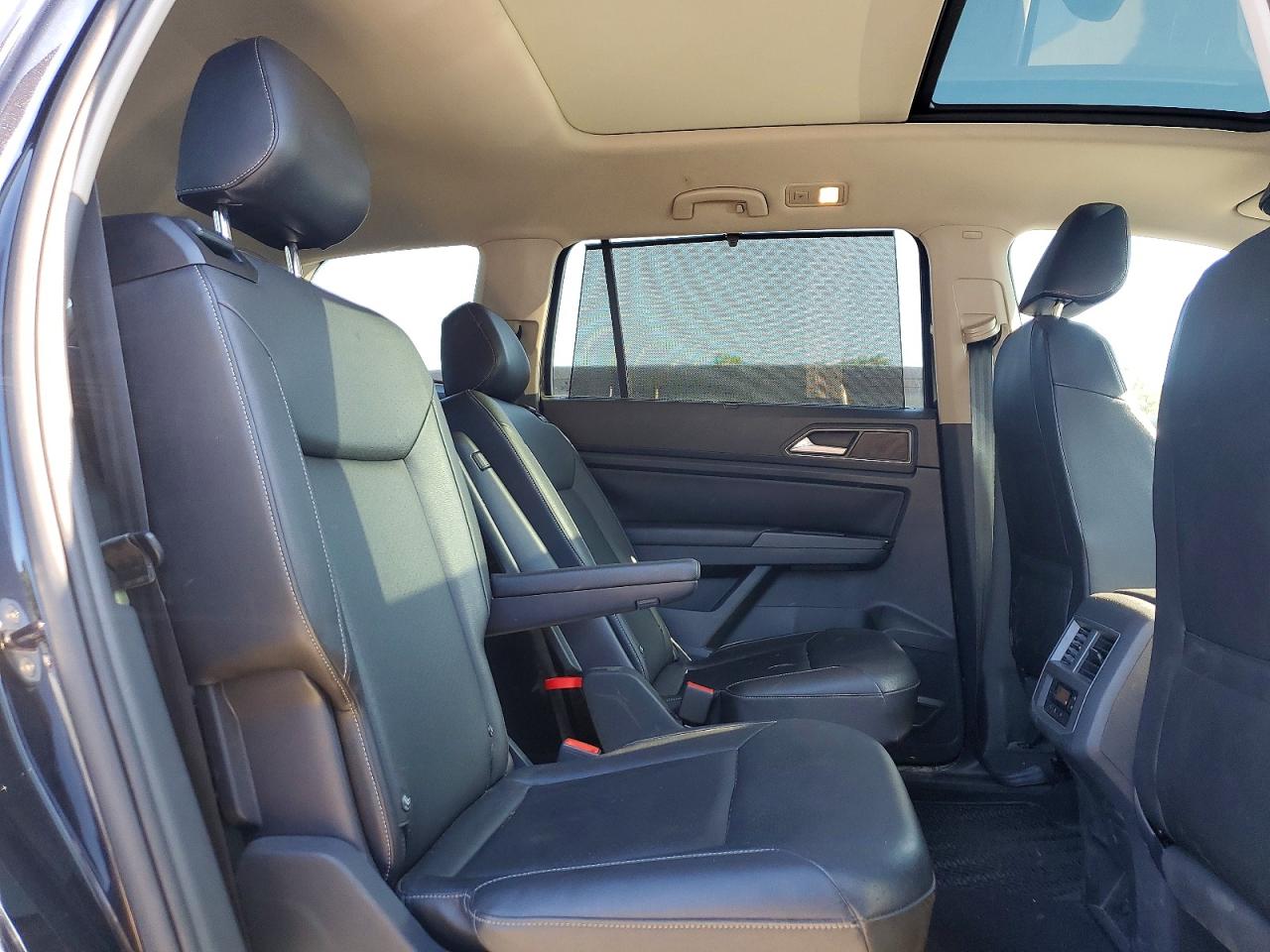 Volkswagen Atlas Se